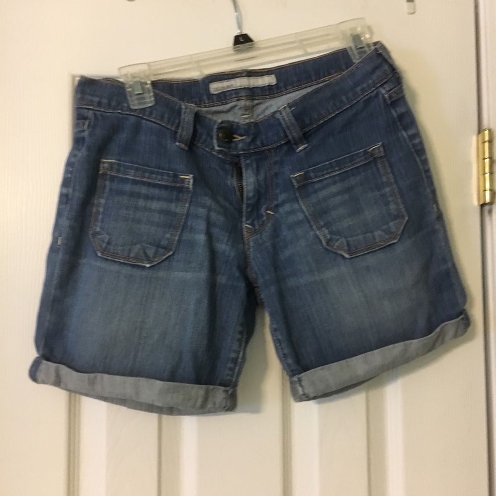 Old Navy Low Rise Jean Shorts